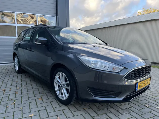 Ford Focus Wagon 1.0 Trend Edition *btw* 2015 Benzine 5
