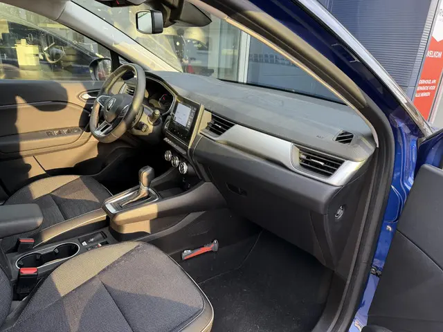 Renault Captur 1.3 TCe 140 PK Intens 2022 Benzine 18