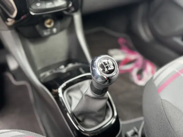 Peugeot 108 e-VTi 68 Allure 2016 Benzine 10