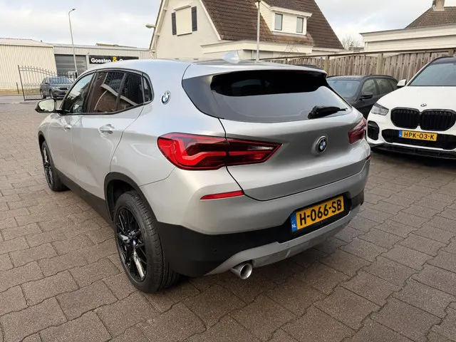 BMW X2 sDrive18i High Executive 2018 Benzine 7