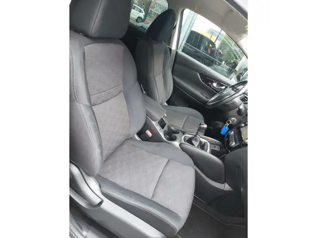 Nissan QASHQAI 1.2 Acenta 2014 Benzine 17