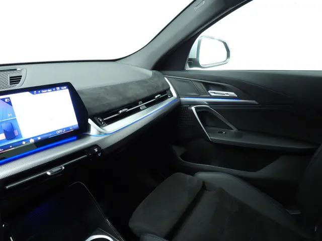 BMW iX2 eDrive20 2025 Elektrisch 14