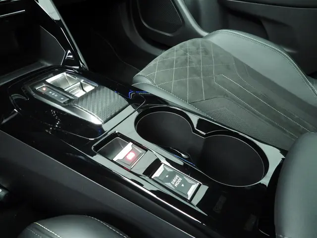 Peugeot e-2008 EV GT Pack 50 kWh 2022 Elektrisch 16