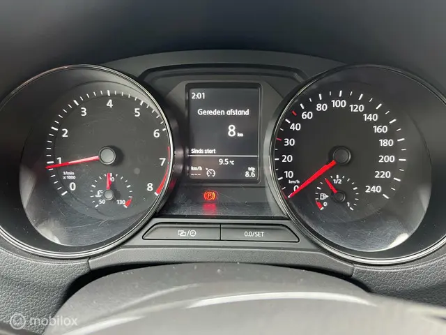 Volkswagen Polo 1.0 Comfortline 2014 Benzine 10