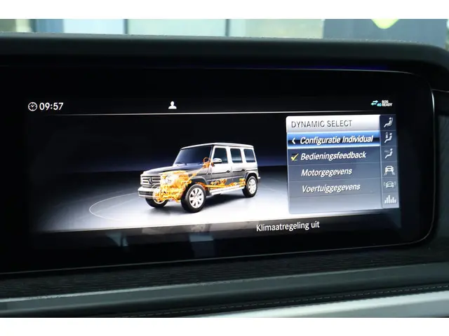 Mercedes-Benz G-Klasse 500 2023 Benzine 39