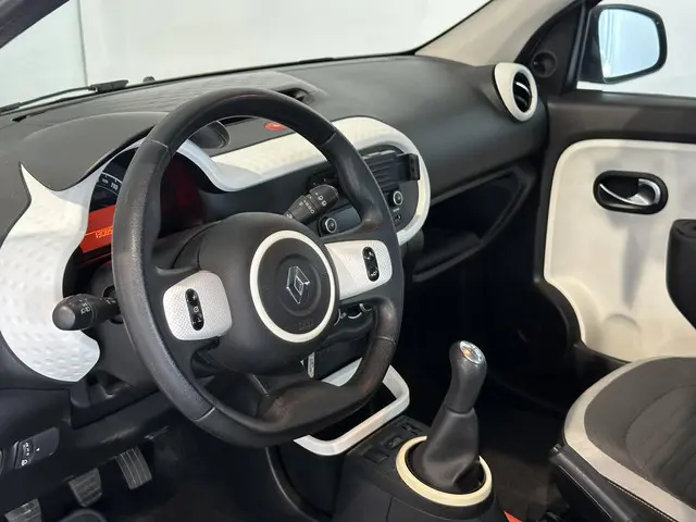 Renault Twingo 1.0 SCe Expression 2015 Benzine 3