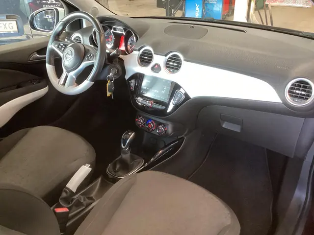 Opel ADAM 1.4 Automaat 2017 Benzine 4
