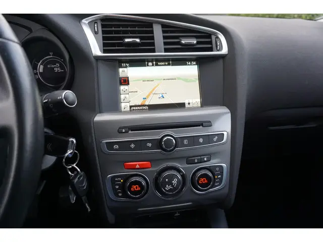 Citroën C4 1.2 PureTech Feel Collection 2016 Benzine 10