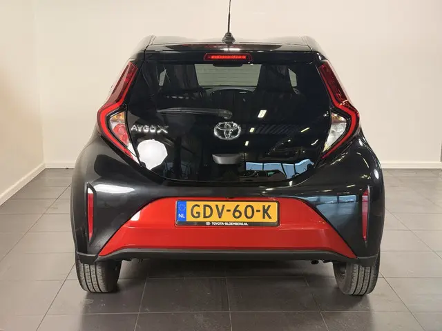 Toyota Aygo X 1.0 VVT-i S-CVT Pulse 2024 Benzine 5