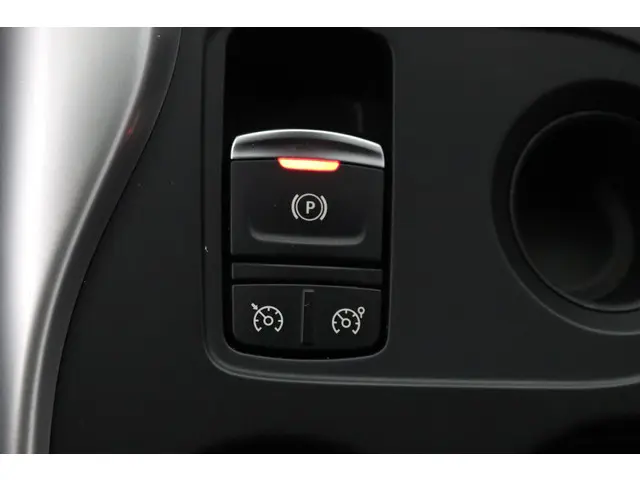 Renault Kadjar 1.3 TCe 140 EDC Intens 2020 Benzine 24