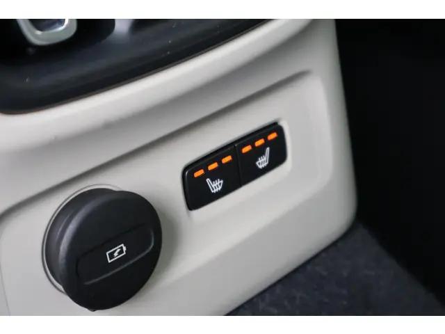 Volvo XC40 T4 Recharge Inscription 2022 Hybride Benzine 17