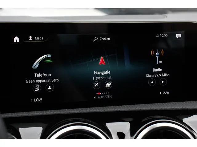 Mercedes-Benz CLA 200 Progressive 7-DCT 2021 Benzine 12