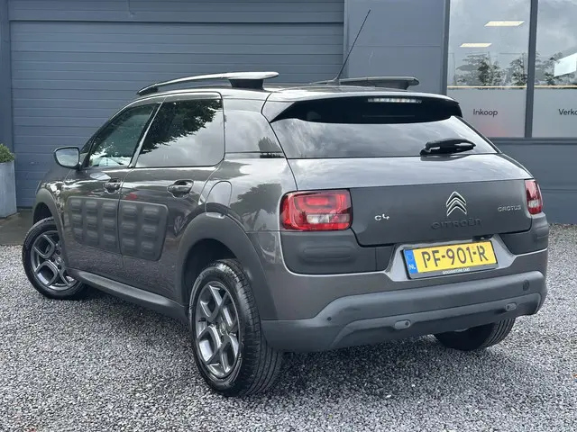Citroën C4 Cactus 1.2 PureTech Shine 2017 Benzine 5