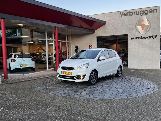 Mitsubishi Space Star 1.2 Instyle 2019 Benzine 27