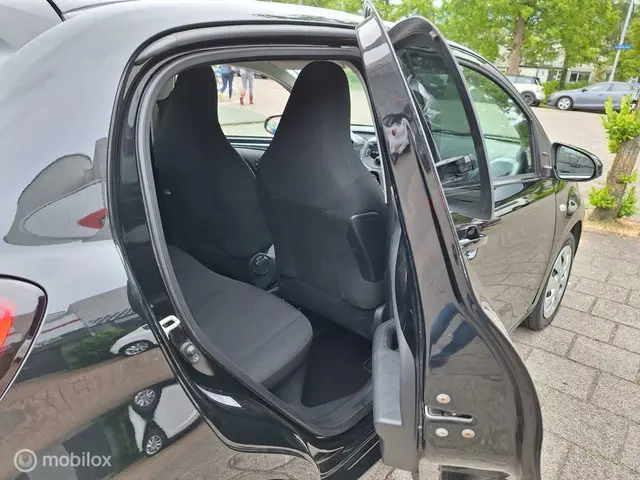 Citroën C1 1.0 e-VTi FEEL / Airco / 2017 Benzine 9