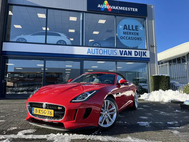Jaguar F-Type 3.0 V6 S Convertible 2013 Benzine 26