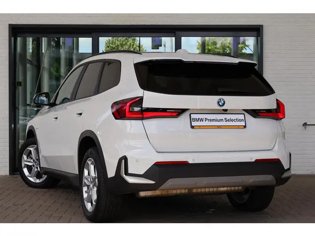 BMW X1 xDrive30e 2024 Hybride Benzine 2