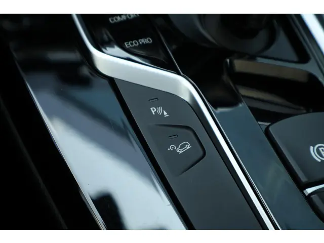 BMW X3 xDrive20i High Executive 2018 Benzine 42