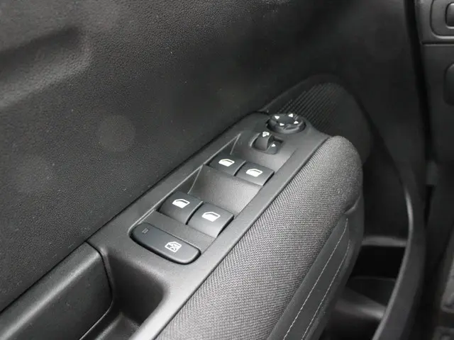 Citroën C3 Aircross 1.2 PureTech Shine 2021 Benzine 20