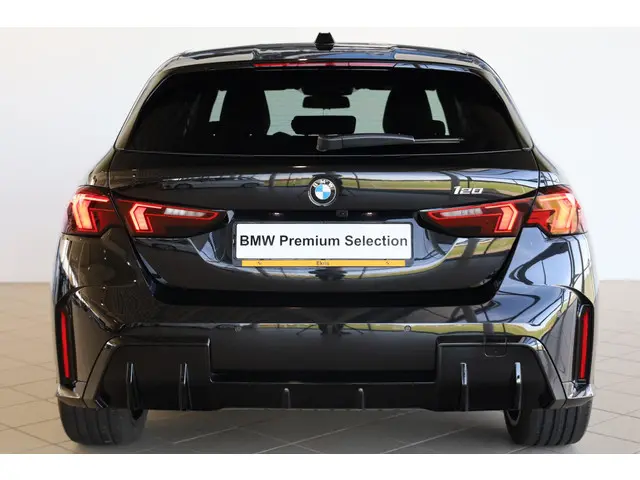 BMW 1 Serie 120 2024 Benzine 5