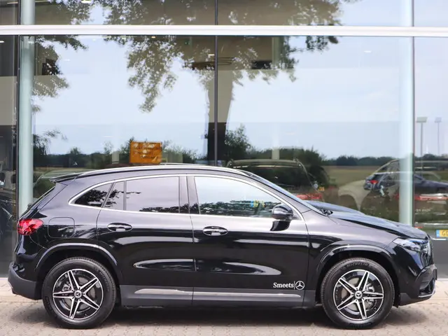 Mercedes-Benz EQA 250+ AMG Line 71 kWh 2025 Elektrisch 5