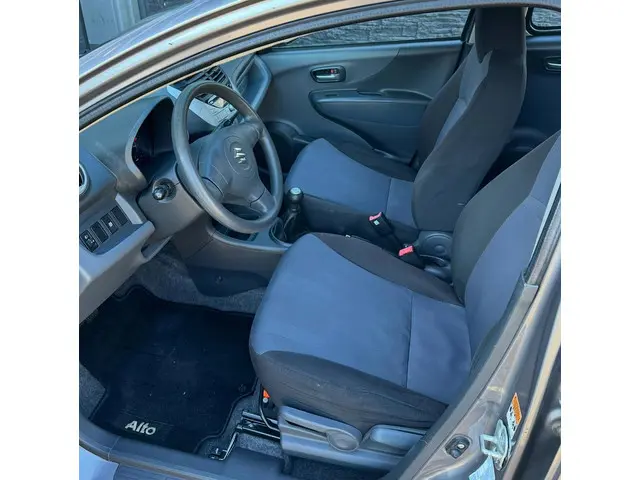 Suzuki Alto 1.0 Comfort EASSS 2013 Benzine 6