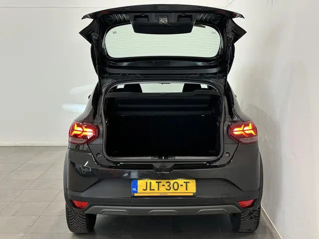 Dacia Sandero Stepway 1.0 TCe 110 Extreme 2024 Benzine 24