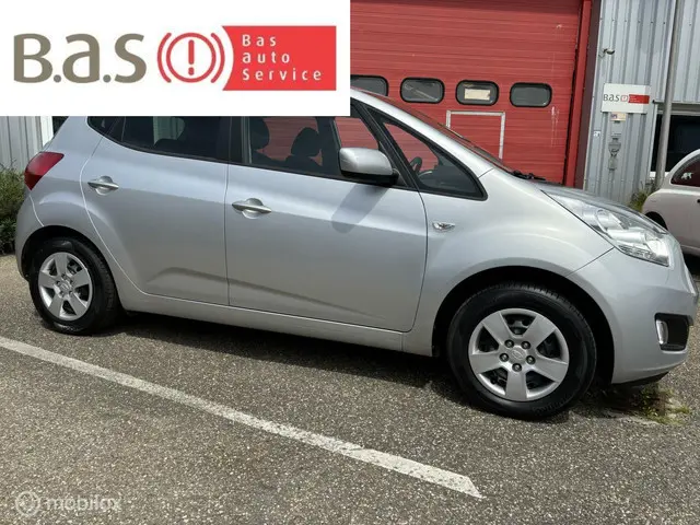 Kia Venga 1.4 CVVT 20th Anniversary 2013 Benzine 2