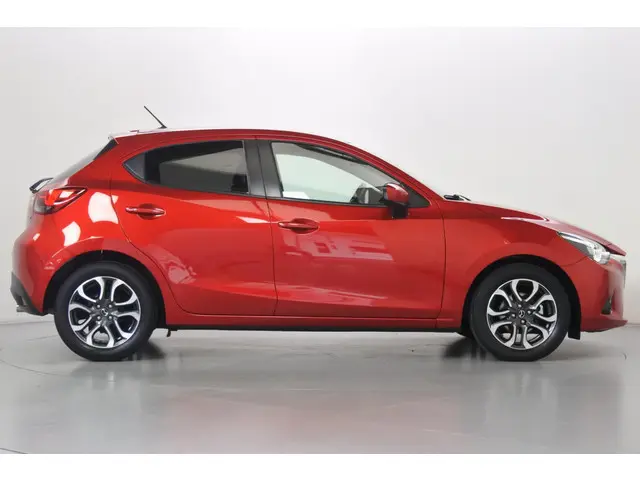 Mazda 2 1.5 115pk 6bak GT-M 2016 Benzine 12