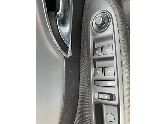 Opel Mokka 1.4 T Edition 2014 Benzine 13