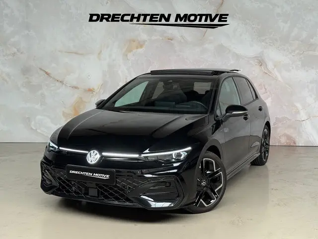 Volkswagen Golf 1.5 eTSI R line / Pano / H&K / 2025 Benzine