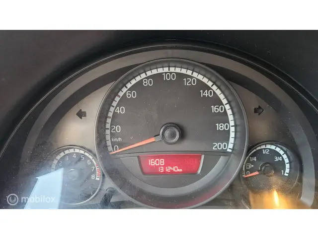 Volkswagen up! 1.0 BMT up! beats 2016 Benzine 10