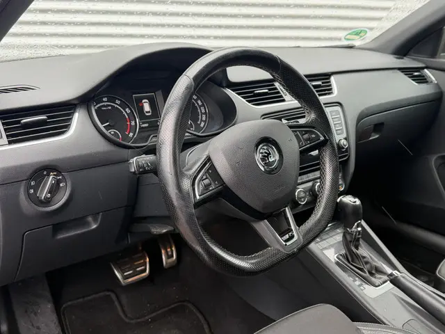 Škoda Octavia Combi 2.0 TSI RS 2014 Benzine 4