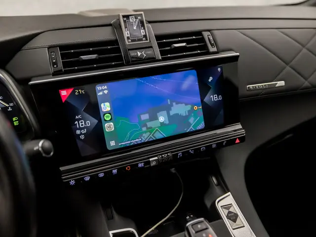 DS DS 7 Crossback 1.6 PureTech Deluxe 2019 Benzine 30