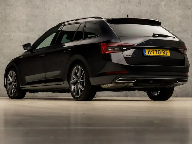 Škoda Superb Combi 1.5 TSI Sportline 2020 Benzine 3