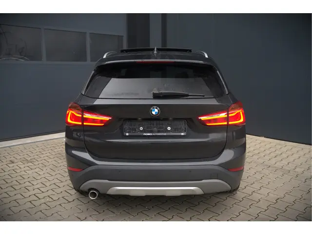 BMW X1 sDrive18i High Executive X Line 2018 Benzine 5
