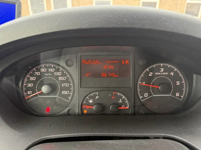 Peugeot Boxer 2.2 HDI 165PK 2023 Diesel 23