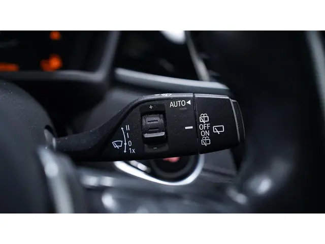 BMW X1 xDrive25e m Sport 2022 Hybride Benzine 24