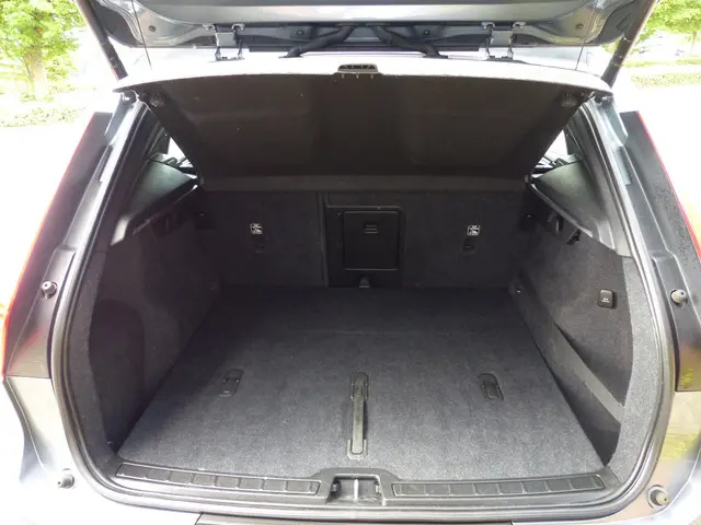 Volvo XC40 T5 AWD Momentum 2018 Benzine 27