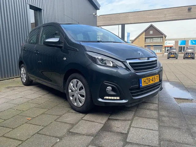 Peugeot 108 3