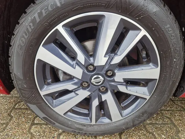 Nissan Micra 1.0L Acenta 2017 Benzine 10