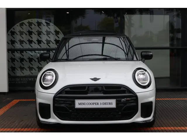 MINI 3-Deurs Cooper S 2024 Benzine 3