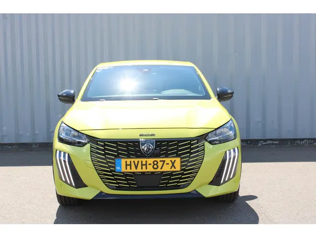 Peugeot e-208 2