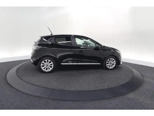 Renault Clio TCe 90 Evolution 2024 Benzine 9
