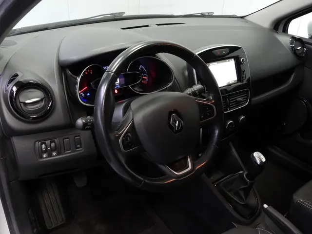 Renault Clio Estate 0.9 TCe Zen 2019 Benzine 4