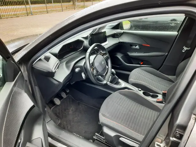 Peugeot 208 1.2 PureTech Active 2020 Benzine 5