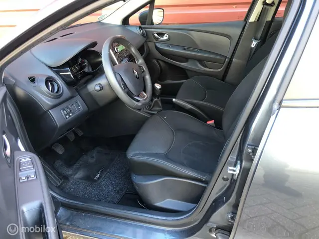 Renault Clio 0.9 TCe Life 2019 Benzine 4