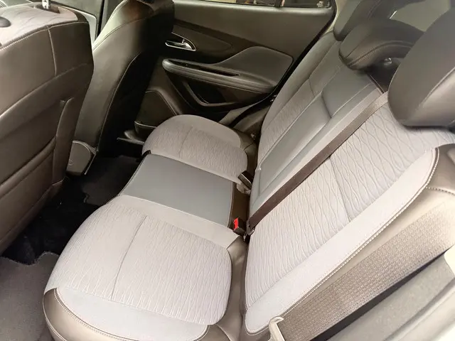 Opel Mokka 1.4 T Cosmo 2014 Benzine 10