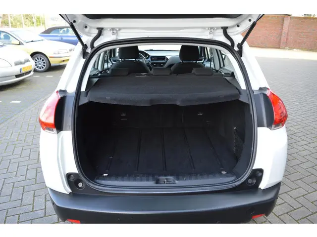 Peugeot 2008 1.2 VTi Access automaat 2014 Benzine 14