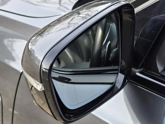 BMW 3 Serie Touring 330e xDrive 2021 Hybride Benzine 14